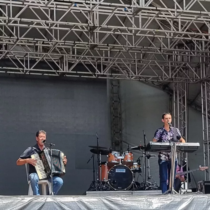 Viola na Varanda em Pedrinhas Paulista – Set2025